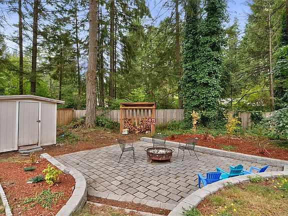 5th image of 13716 98th Avenue Ct NW