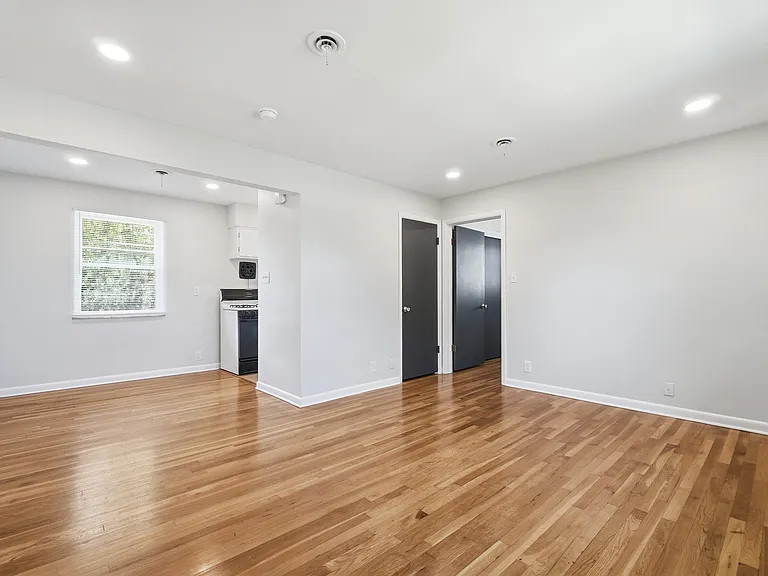 1551 King Ave #D — Photo 8
