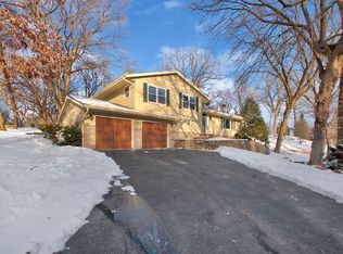 3765 Drexel Ct, Eagan, MN 55123