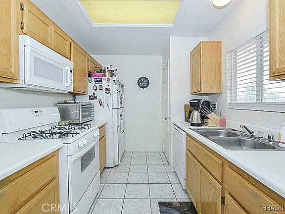 5th image of 10632 Moorfield Adelanto Cut #Of
