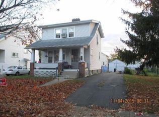 208 N Powell Ave, Columbus, OH 43204