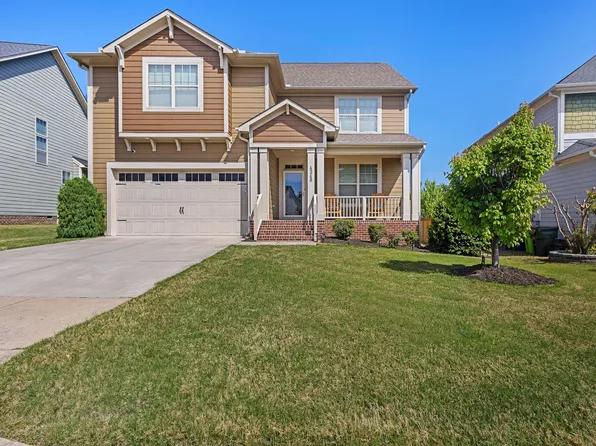 4249 Saubranch Hill St, Raleigh, NC 27616