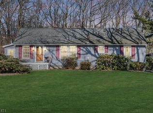 300 Turkey Hill Rd, Bloomsbury, NJ 08804