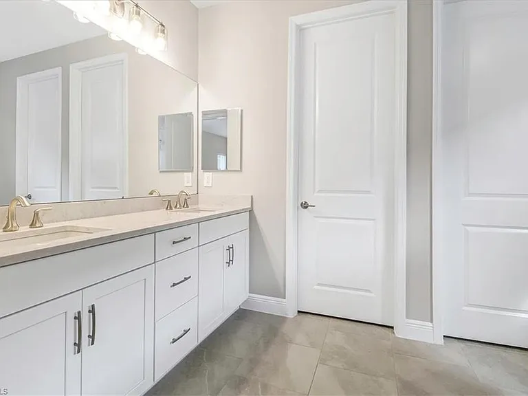 4652 Centaurus Cir — Photo 16