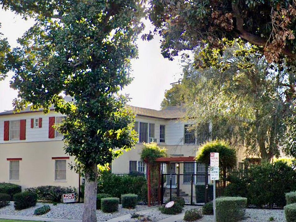 1st image of 4325 Cahuenga Blvd