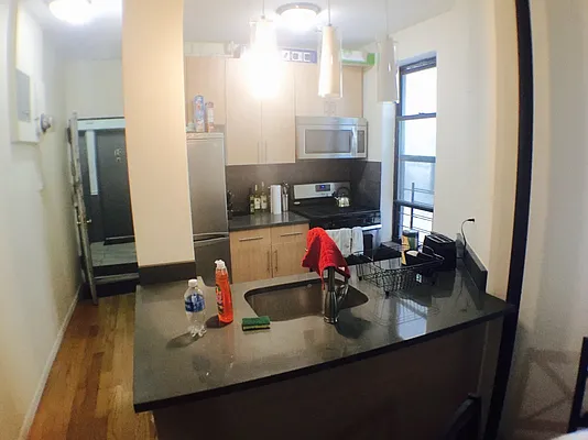 Rented by Bohemia Realty Group | media 39