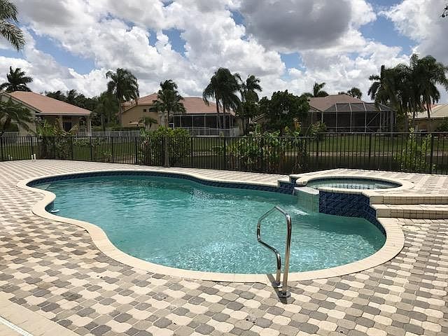 2nd image of 20285 Ocean Key Dr #20285