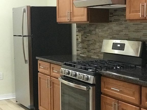 2nd image of 9123 108th St Floor 1