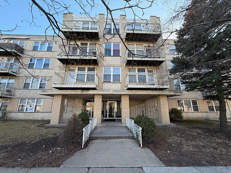 2501 W Touhy Ave #106 — Photo 1
