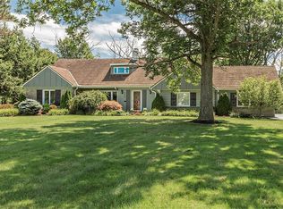 29026 Gates Mills Blvd, Pepper Pike, OH 44124