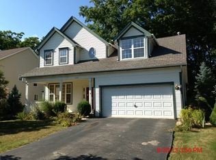 3350 Victoria Ln, Waukegan, IL 60087