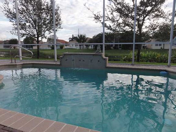 5th image of 6712 Catania Dr
