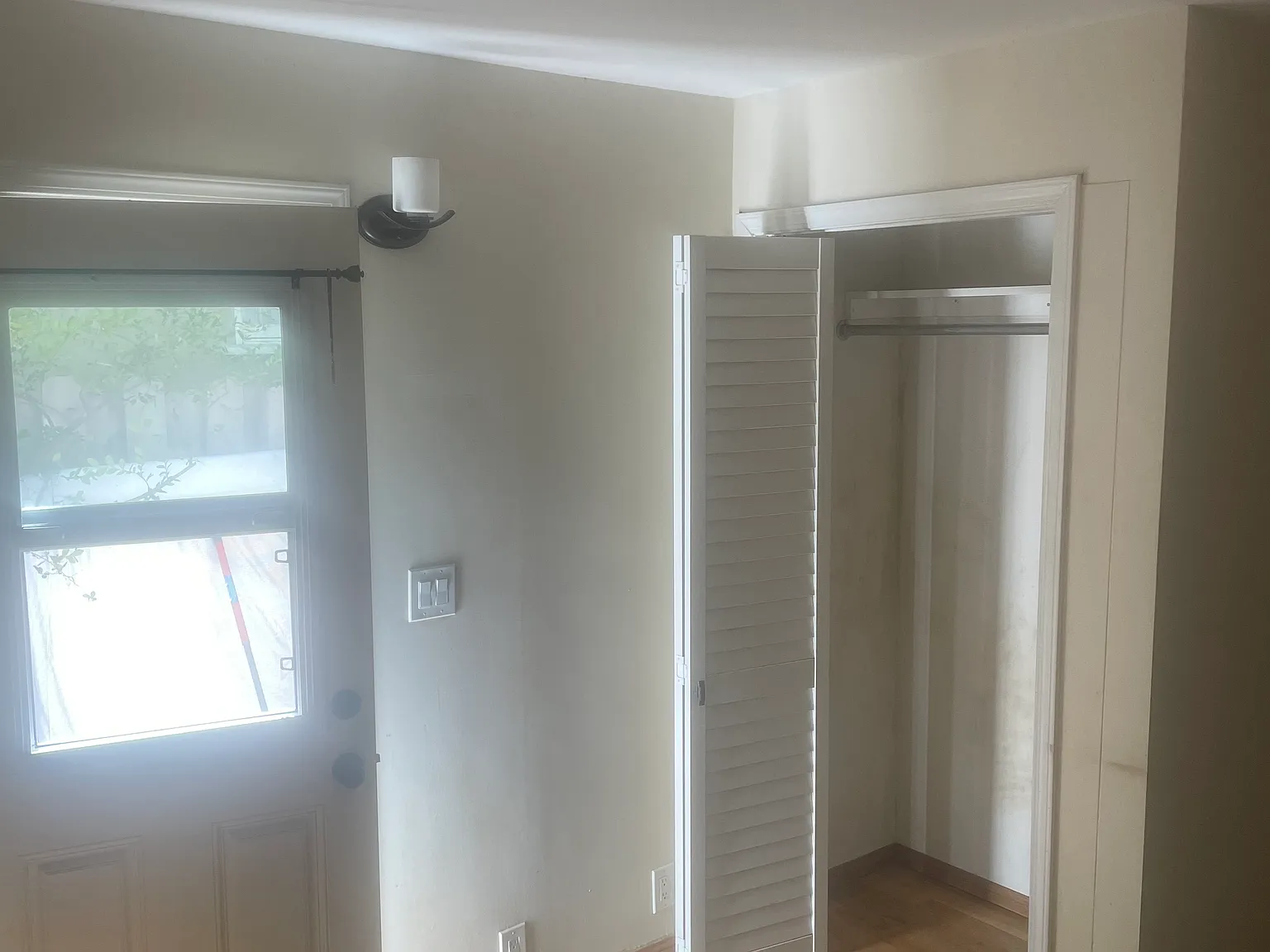 1 bed, 500 sqft, $1,100 — Photo 2