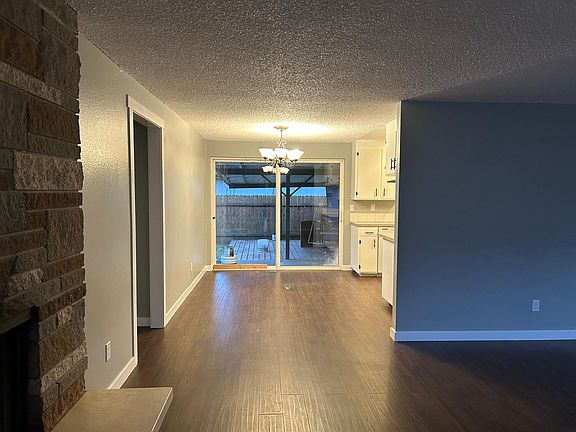 3rd image of 4455 S 170th St