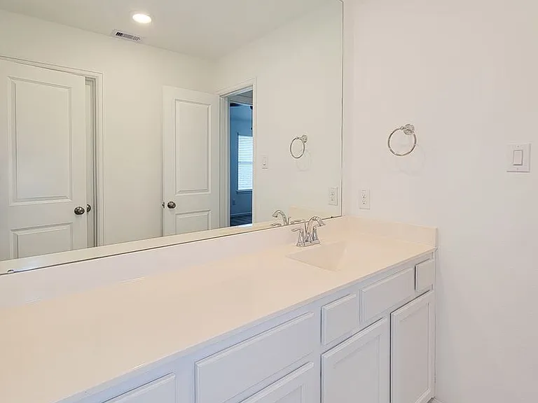9422 Vista Falls Trce — Photo 13