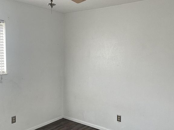 4th image of 8416 Hilton Ave NE APT 7A