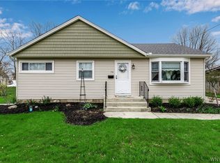 70 Wayne St, Depew, NY 14043