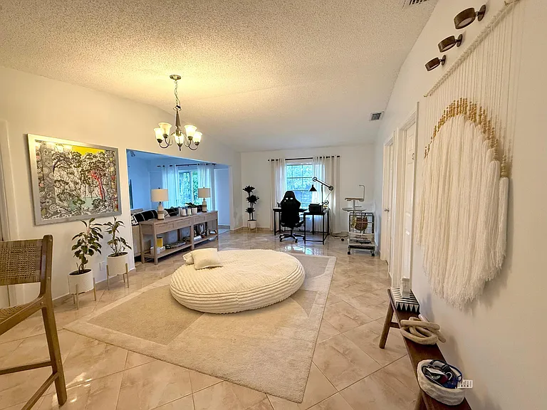 15860 Laurel Oak Cir — Photo 9