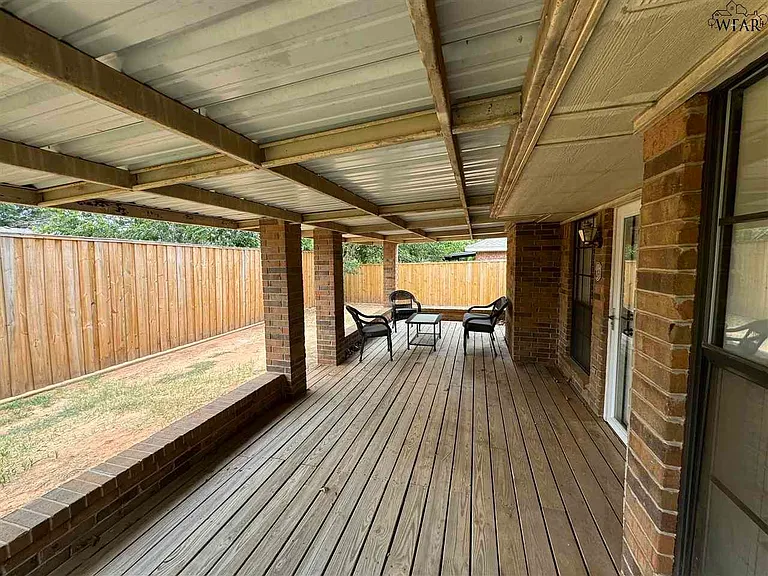 4845 Shenandoah Dr — Photo 16