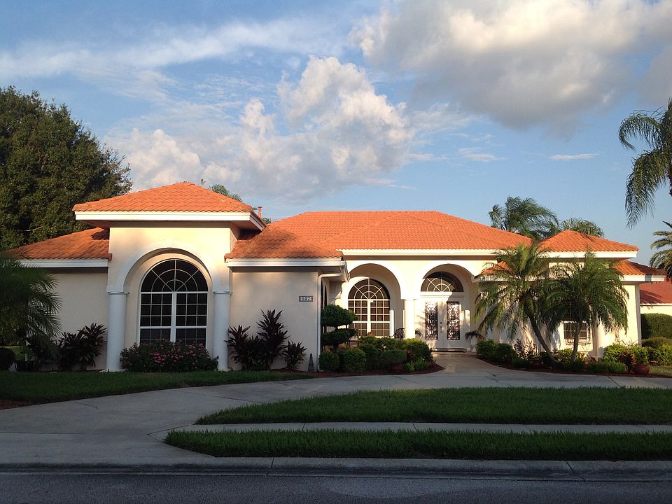 1st image of 537 Greenway Dr