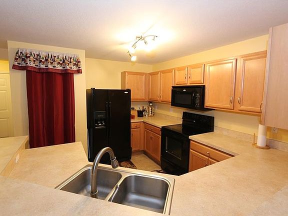 3rd image of 2943 Royal Tuscan Ln