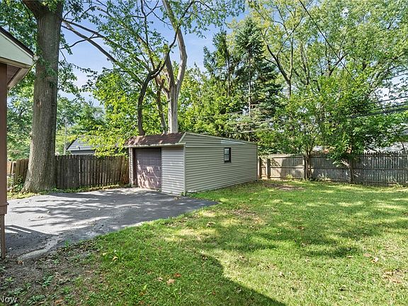 4th image of 3743 Northampton Rd