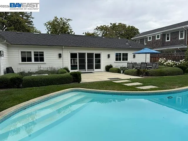 361 Claire Pl — Photo 19
