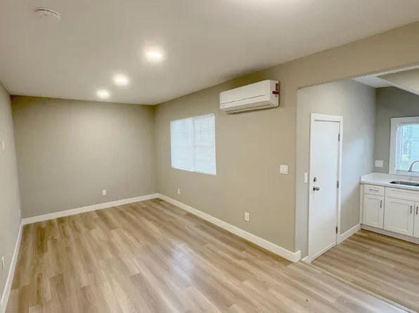 Park Street, 13217 Park St Floor 1, Whittier, CA 90601