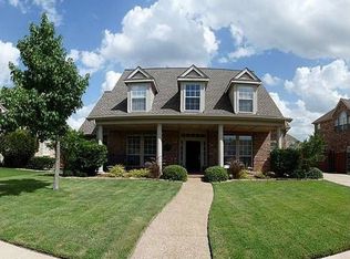 2526 Merlin Dr, The Colony, TX 75056