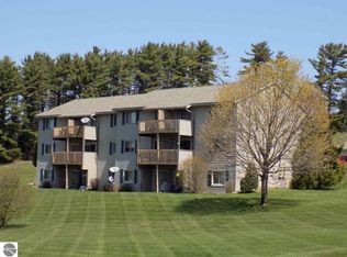 2709 Green Meadows Dr #30, Traverse City, MI 49685