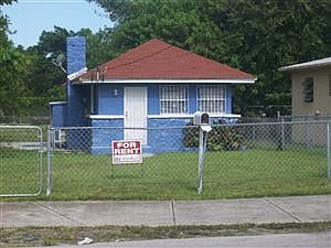 2nd image of 6320 NW 21st Ave
