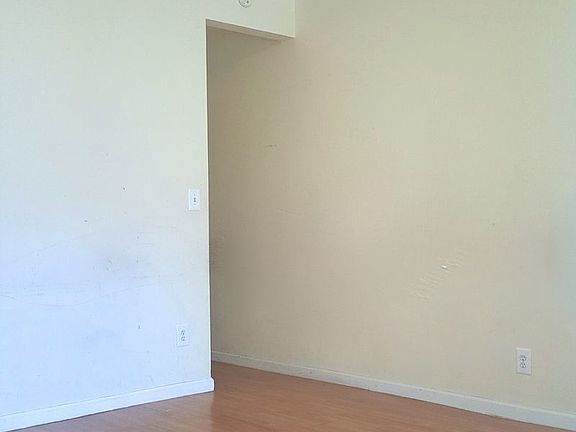 5th image of 507 W 179th St APT 2D
