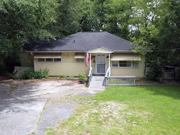 5017 Oakdale Rd SE, Smyrna, GA 30080