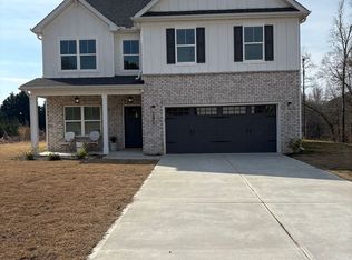 3401 Pepperpike Ct, Loganville, GA 30052