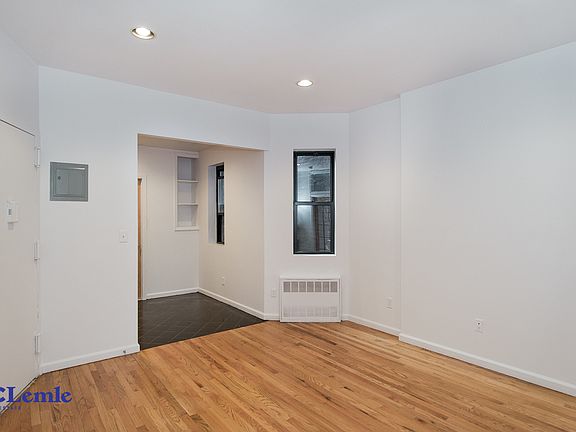 3rd image of 1592 2nd Ave APT 5C