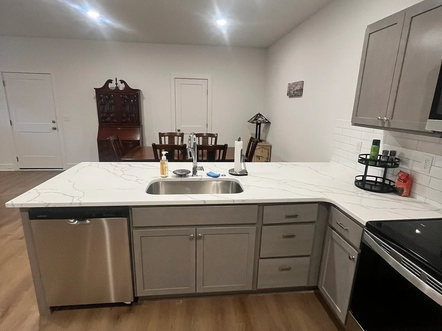 3 bed, 1336 sqft, $1,750 — Photo 3