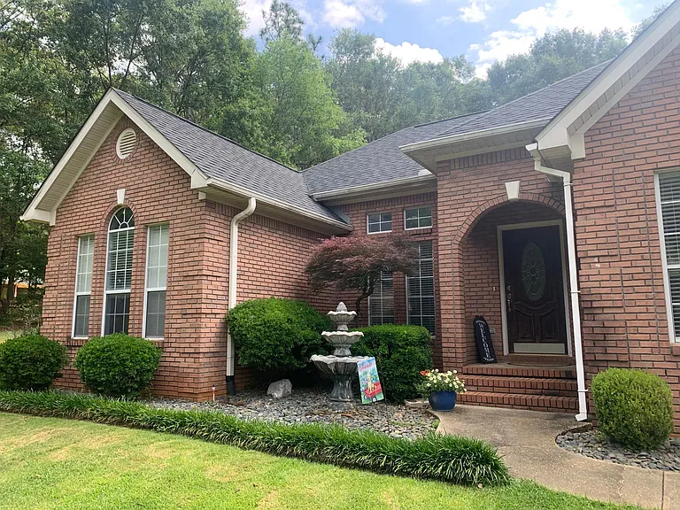 3557 Lake Oak Ridge Dr — Photo 1