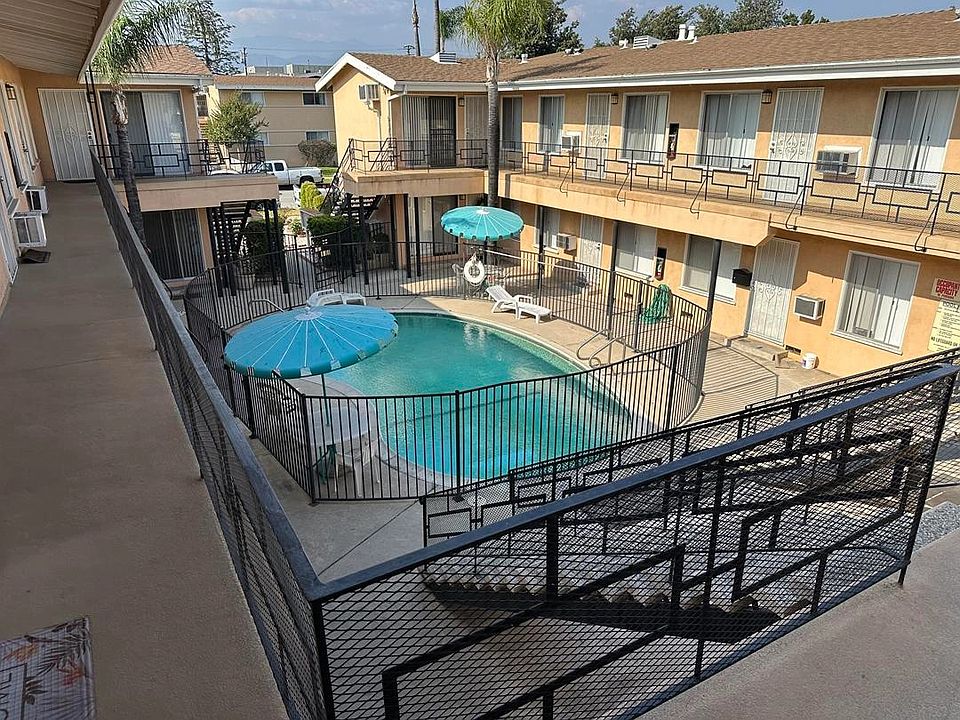 1st image of 437-450 E Algrove St #4501