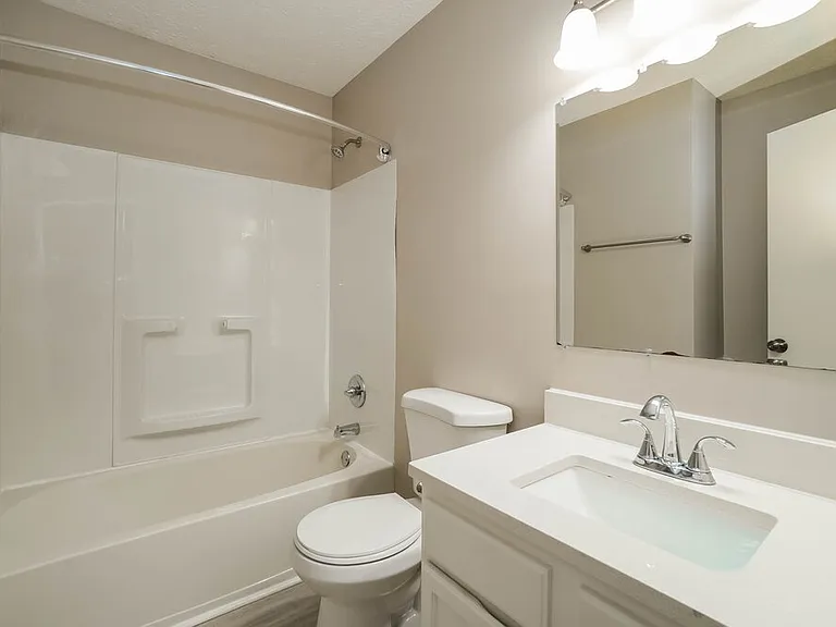 848 Wallinger Dr — Photo 16