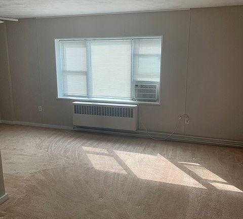 4th image of 320 Washington St #203