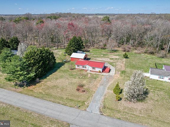 4th image of 642 Fernwood Dr