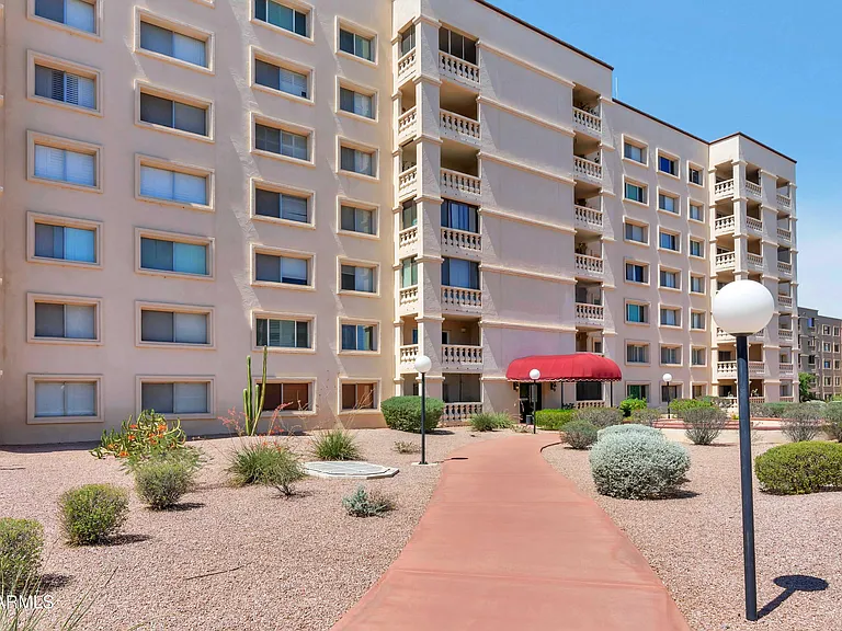 7830 E Camelback Rd #411 — Photo 21