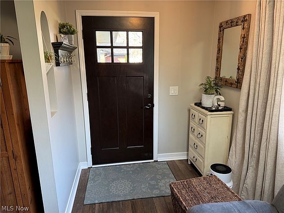 3rd image of 28575 Holly Dr