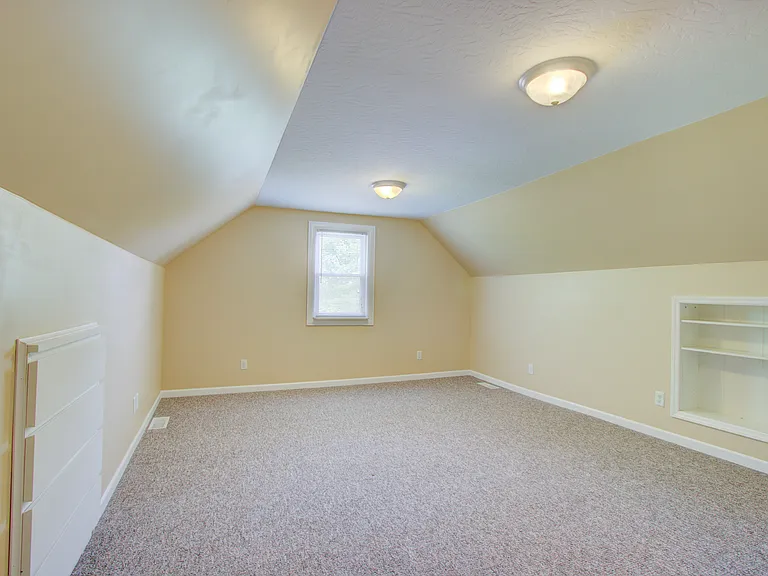 100 W Central Ave — Photo 22