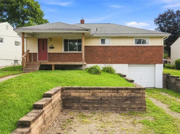 541 Arizona Dr, New Kensington, PA 15068