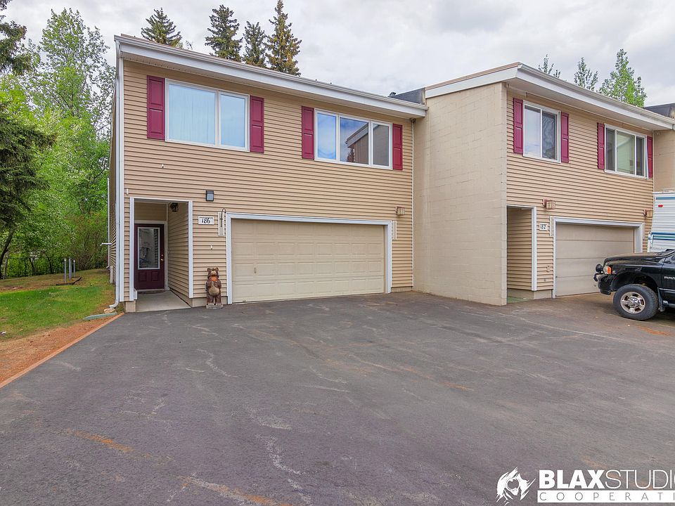 1st image of 186 Carlyle Way