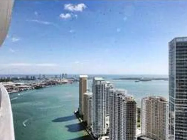 200 Biscayne Blvd #4804, Miami, FL 33131