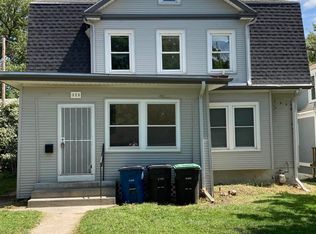 323 N 38th Ave, Omaha, NE 68131