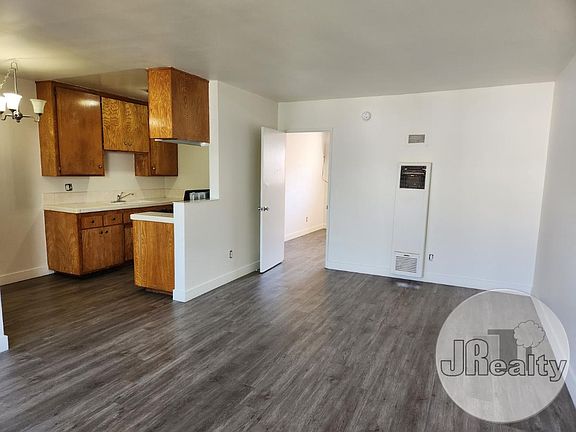 2nd image of 401 W Wilson Ave APT 7