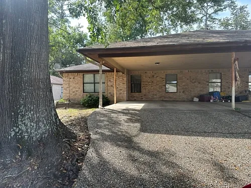2527 Westminster Dr Photo 1